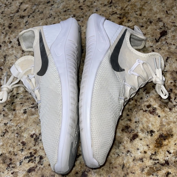 Nike Free Training 8 - Picture 4 of 8